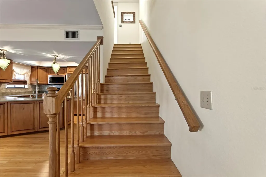 9564 Tara Cay Court Seminole FL 33776