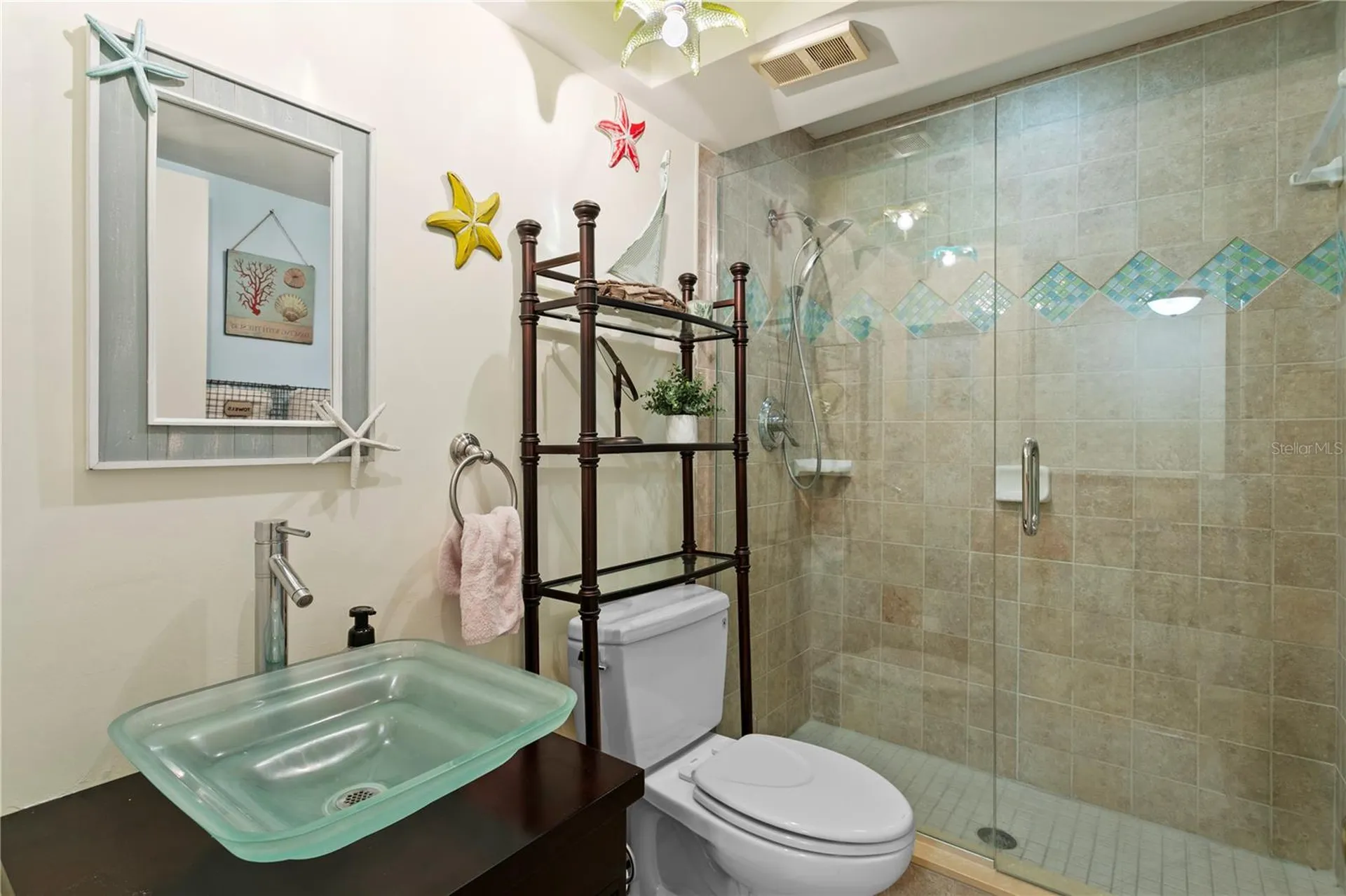 9564 Tara Cay Court Seminole FL 33776