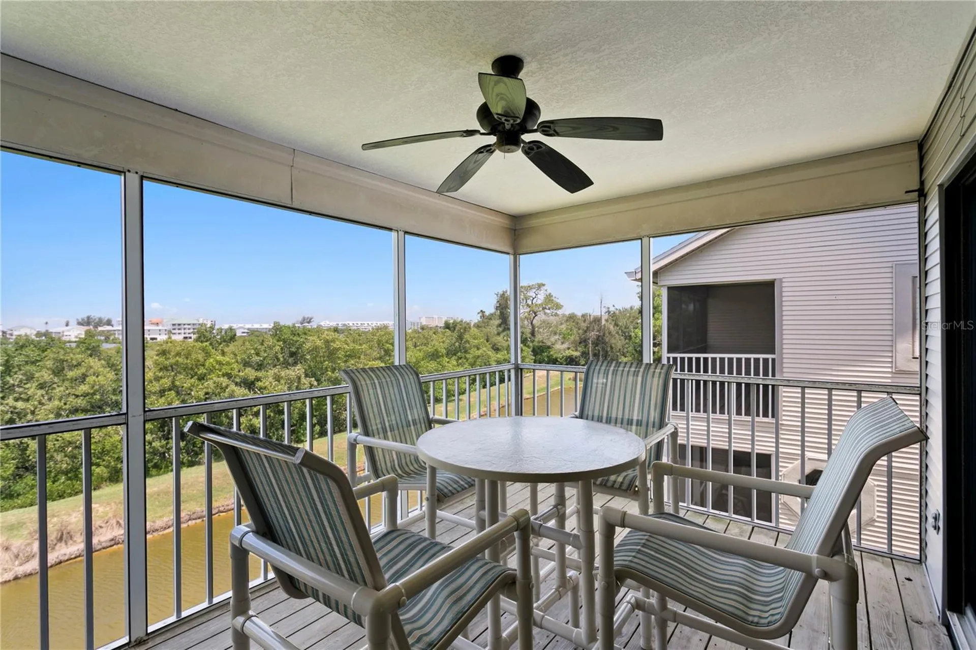 9564 Tara Cay Court Seminole FL 33776