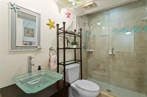 9564 Tara Cay Court Seminole FL 33776