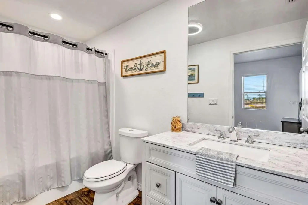 217 22nd Street Court NE Bradenton FL 34208