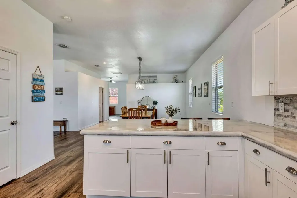 217 22nd Street Court NE Bradenton FL 34208