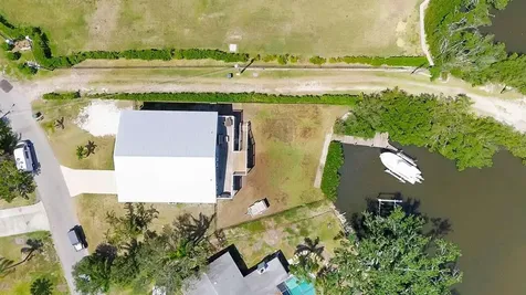 217 22nd Street Court NE Bradenton FL 34208