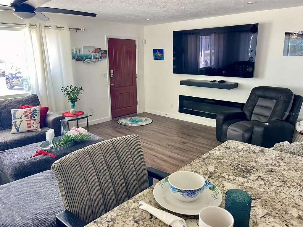 5242 Riverside Drive Port Orange FL 32127