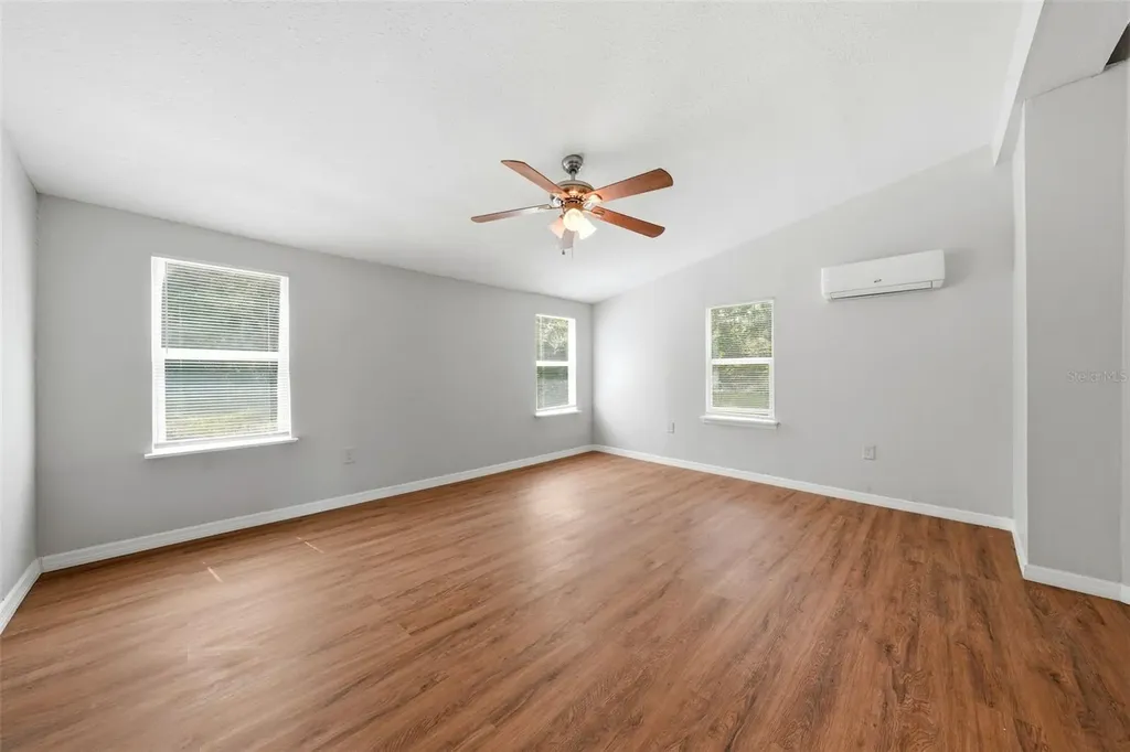 40404 Holly Branch Road Eustis FL 32736
