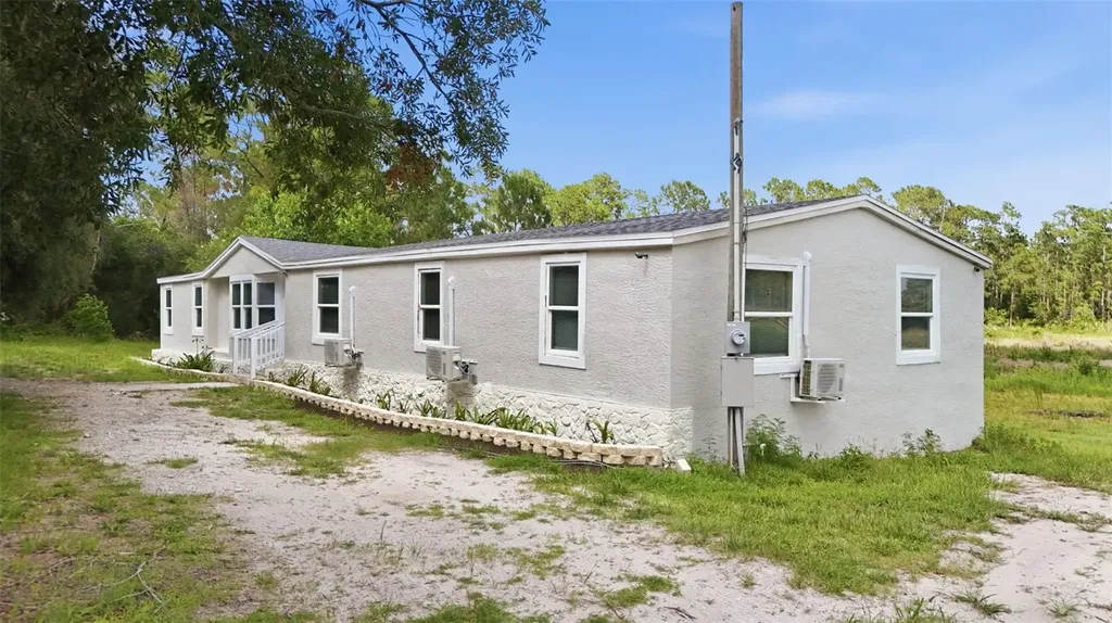 40404 Holly Branch Road Eustis FL 32736
