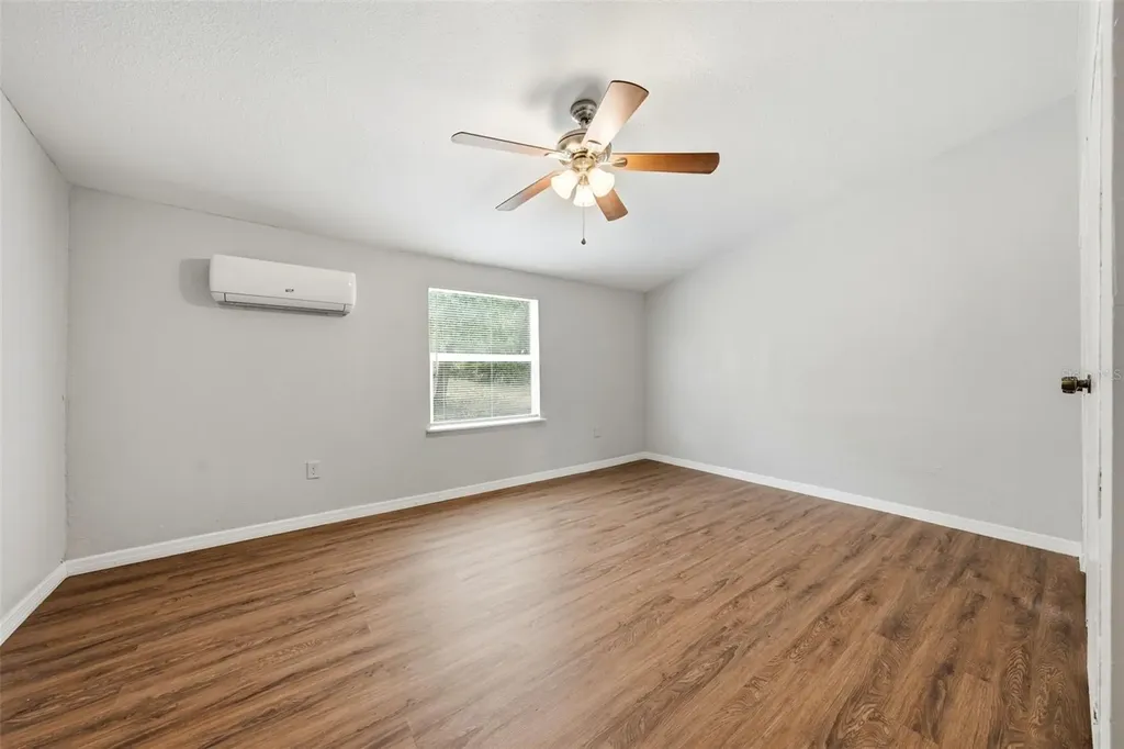 40404 Holly Branch Road Eustis FL 32736