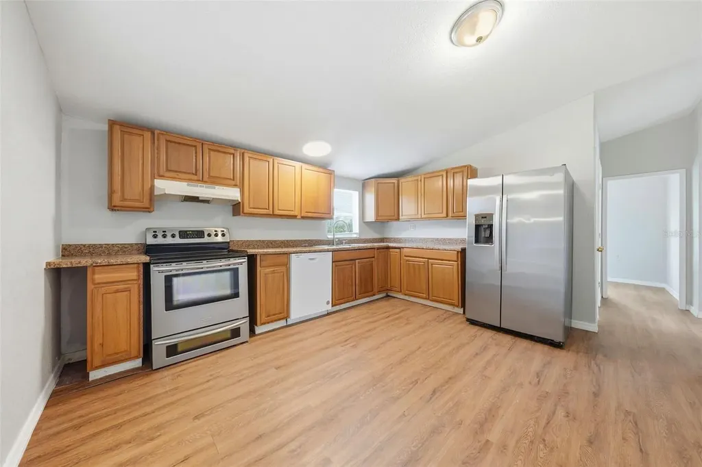 40404 Holly Branch Road Eustis FL 32736