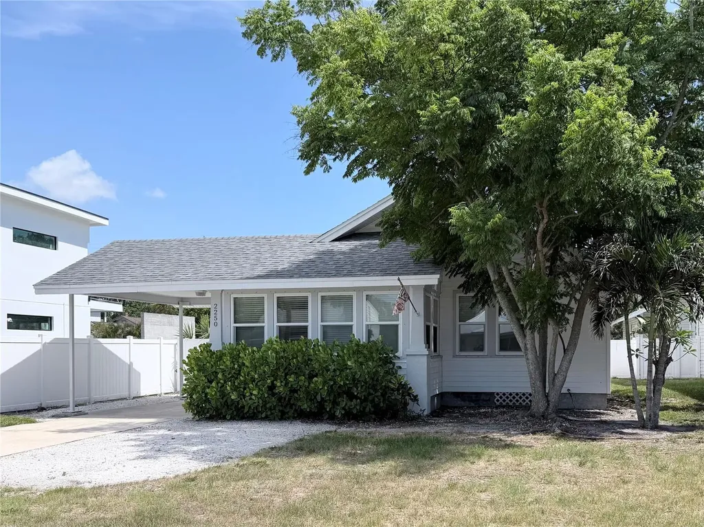 2250 Arlington Street Sarasota FL 34239