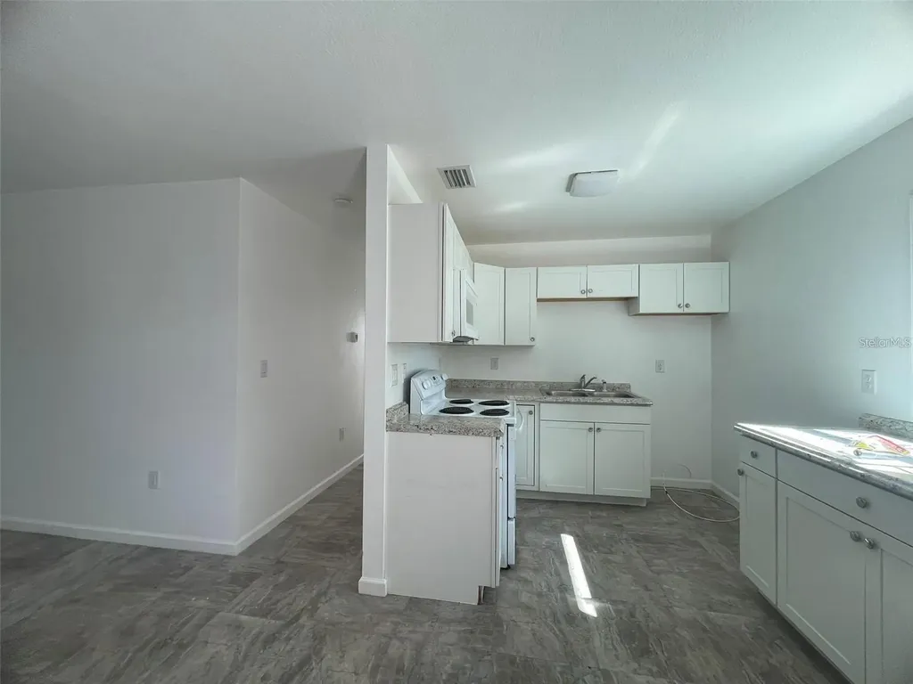 525 E Helen Avenue Punta Gorda FL 33950