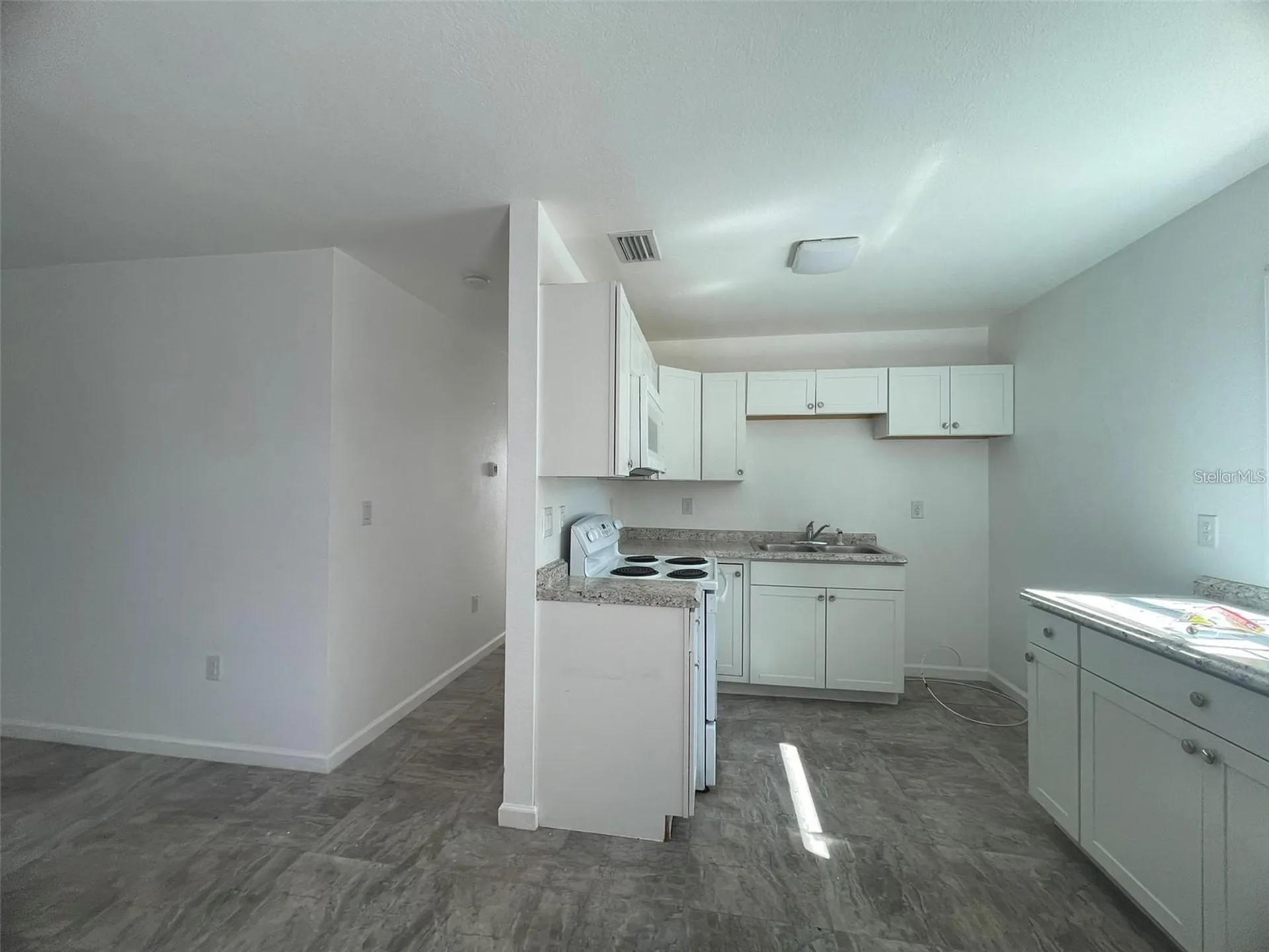 525 E Helen Avenue Punta Gorda FL 33950
