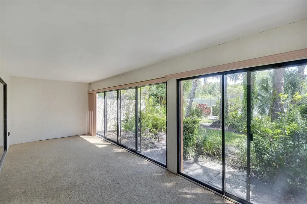 123 Wild Palm Drive Bradenton FL 34210