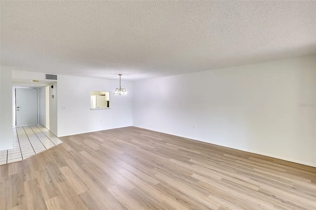 123 Wild Palm Drive Bradenton FL 34210