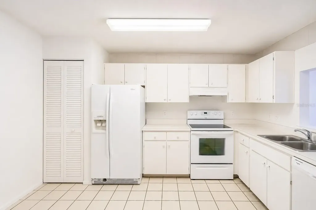 123 Wild Palm Drive Bradenton FL 34210