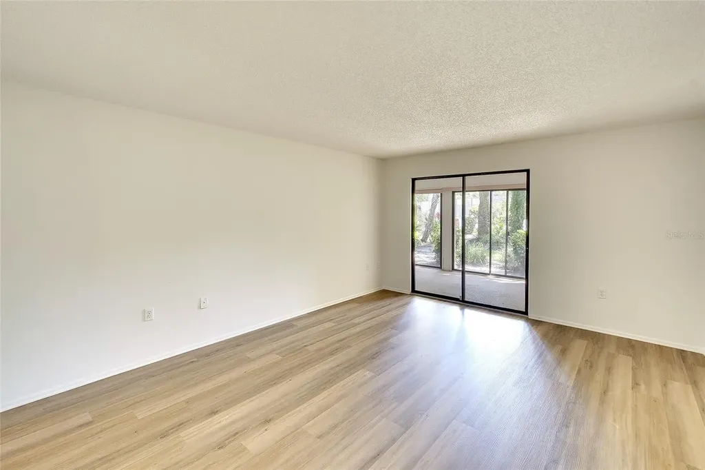 123 Wild Palm Drive Bradenton FL 34210