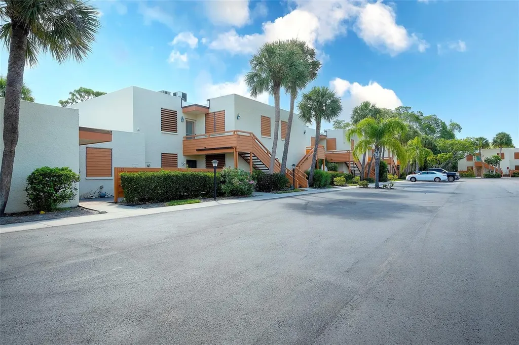 123 Wild Palm Drive Bradenton FL 34210
