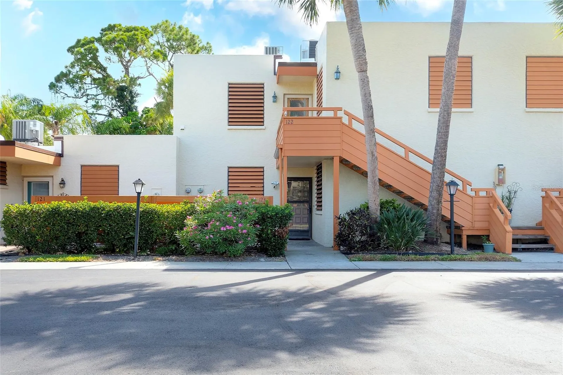 123 Wild Palm Drive Bradenton FL 34210