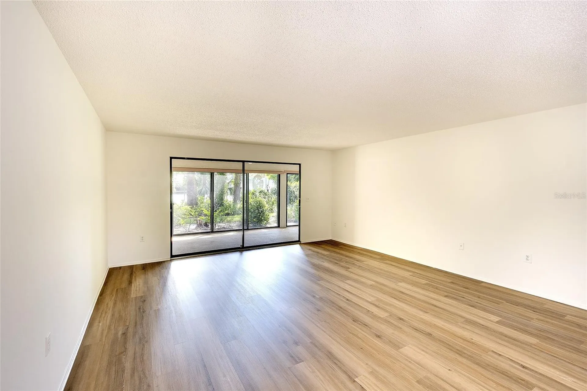 123 Wild Palm Drive Bradenton FL 34210