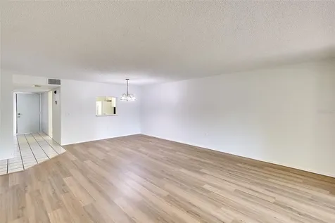 123 Wild Palm Drive Bradenton FL 34210