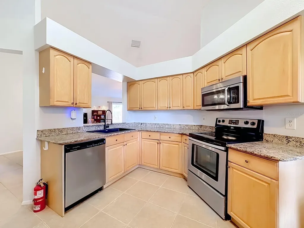 13436 Silvercreek Drive Riverview FL 33579