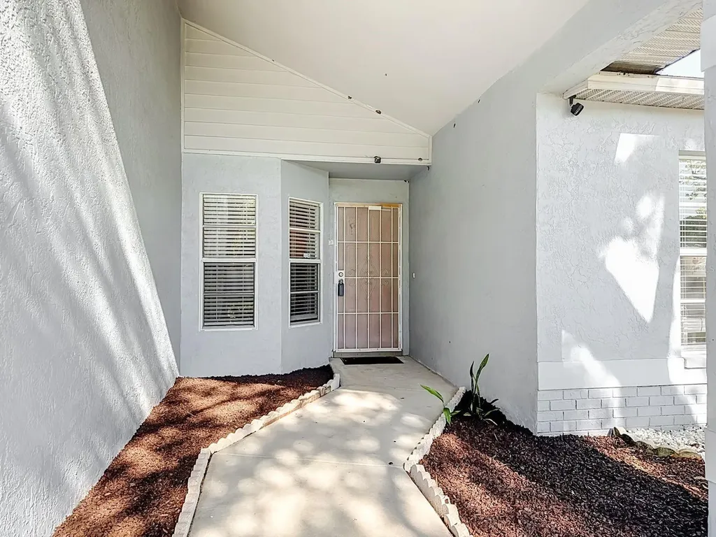 13436 Silvercreek Drive Riverview FL 33579