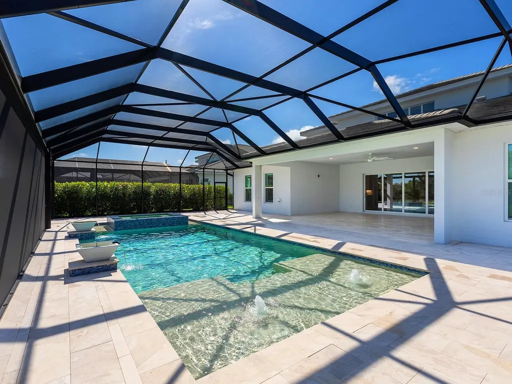 17974 Palmiste Drive Lakewood Ranch FL 34202