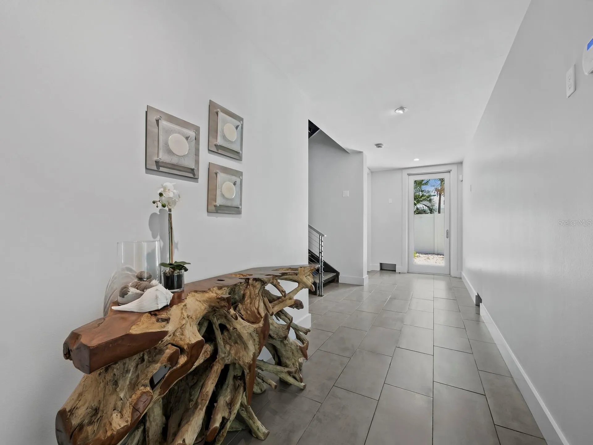 471 Island Circle Sarasota FL 34242