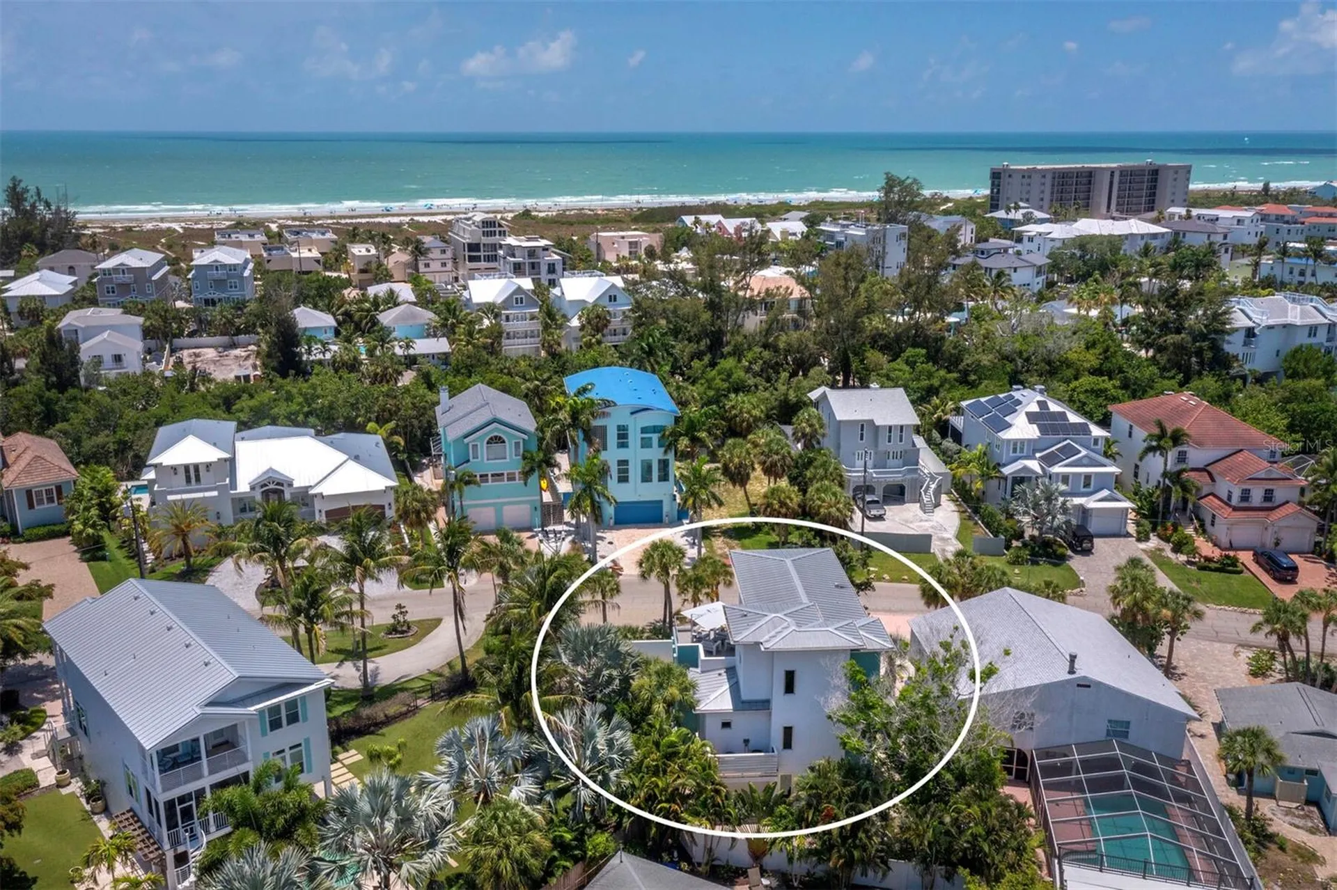 471 Island Circle Sarasota FL 34242