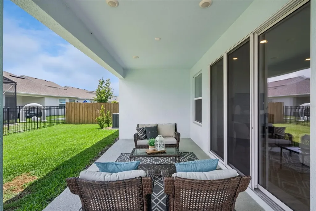 19307 Banfield Place Orlando FL 32827