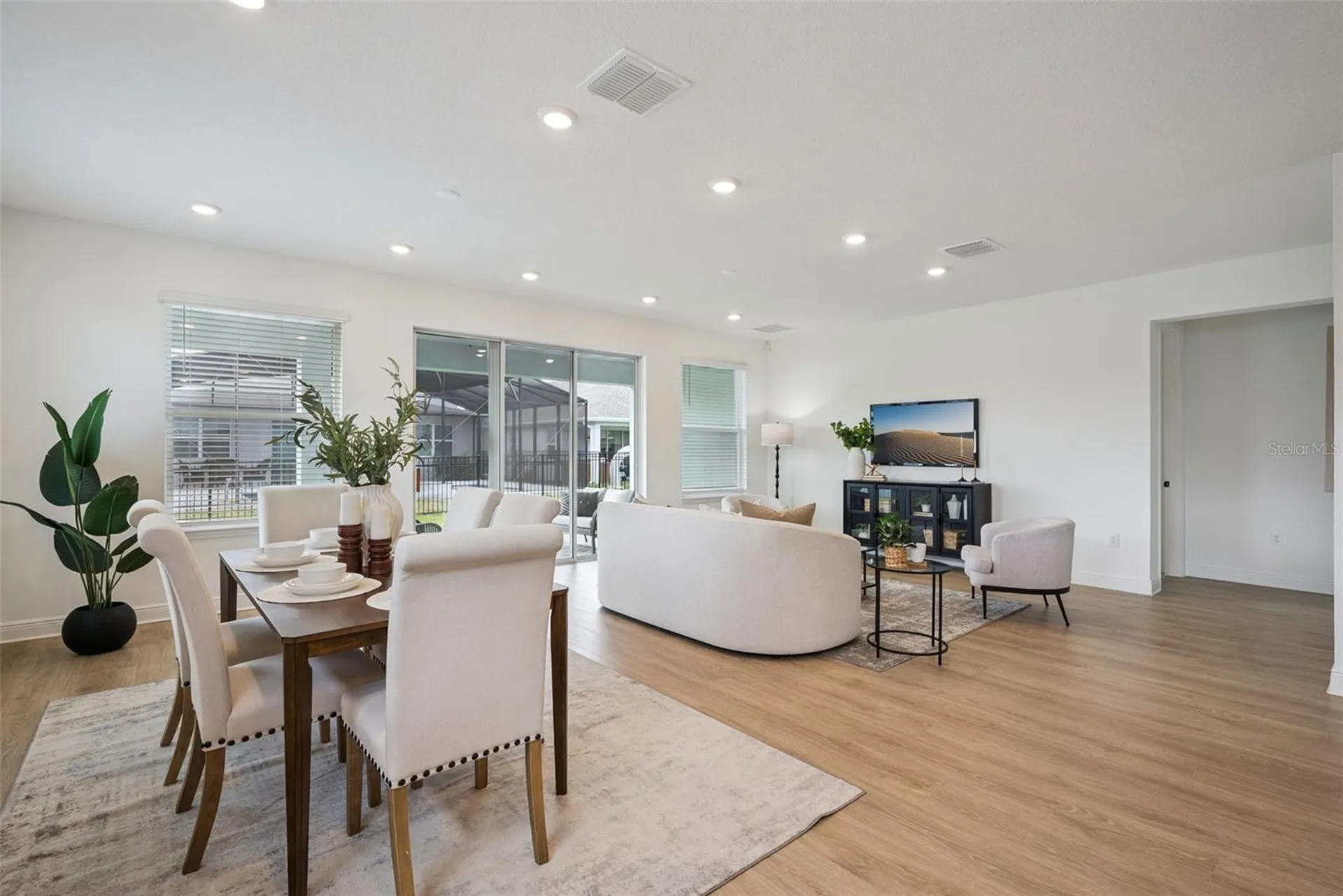 19307 Banfield Place Orlando FL 32827