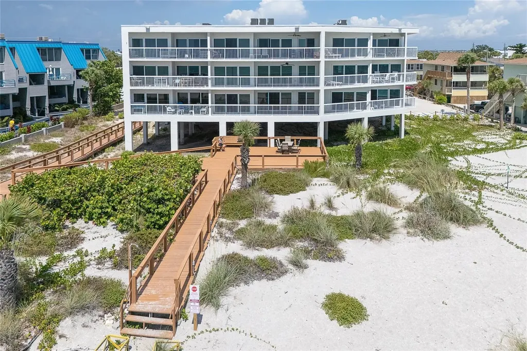 2380 N Beach Road Englewood FL 34223