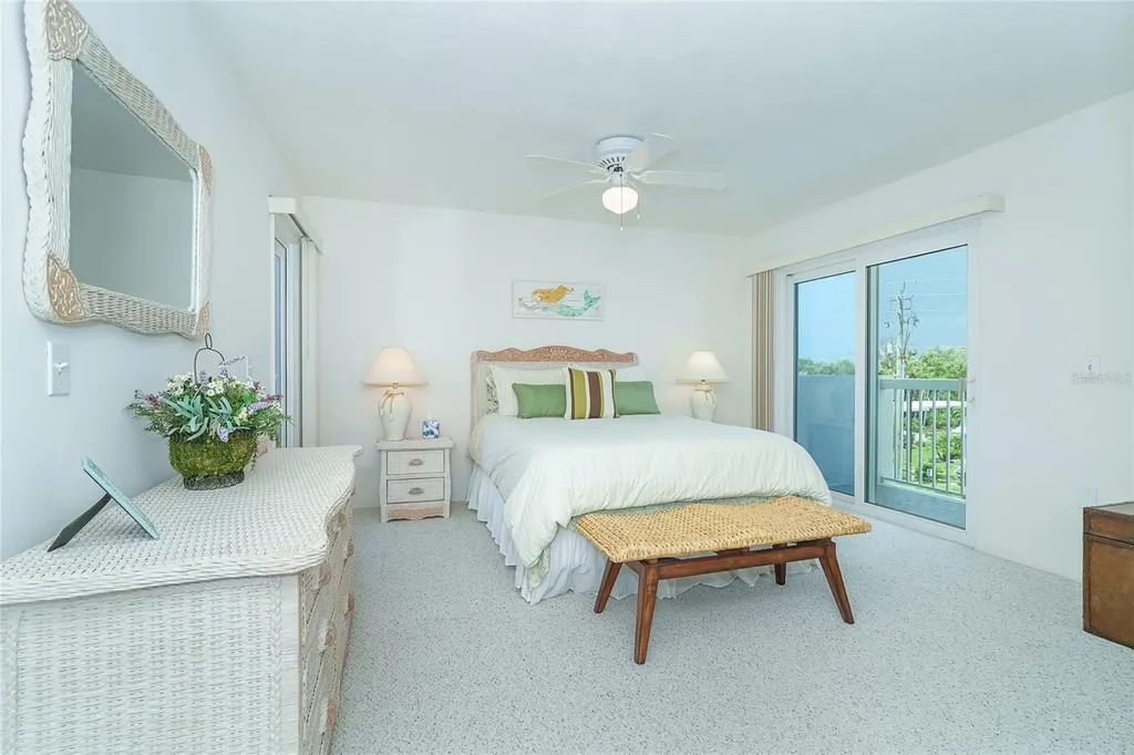 2380 N Beach Road Englewood FL 34223