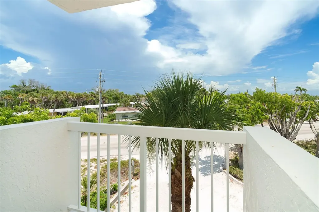 2380 N Beach Road Englewood FL 34223