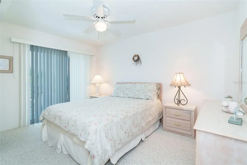2380 N Beach Road Englewood FL 34223