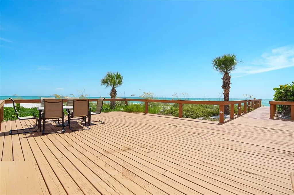 2380 N Beach Road Englewood FL 34223