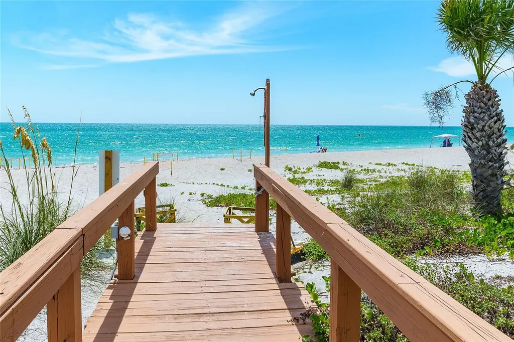 2380 N Beach Road Englewood FL 34223