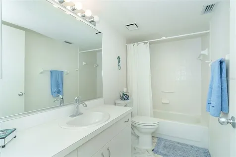 2380 N Beach Road Englewood FL 34223