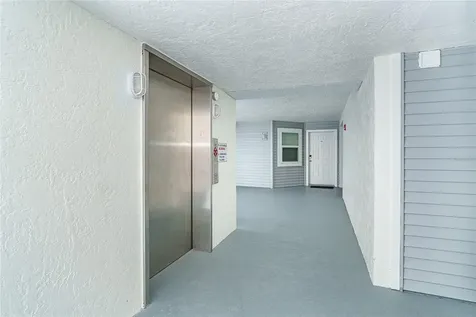 2380 N Beach Road Englewood FL 34223