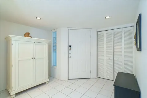 2380 N Beach Road Englewood FL 34223