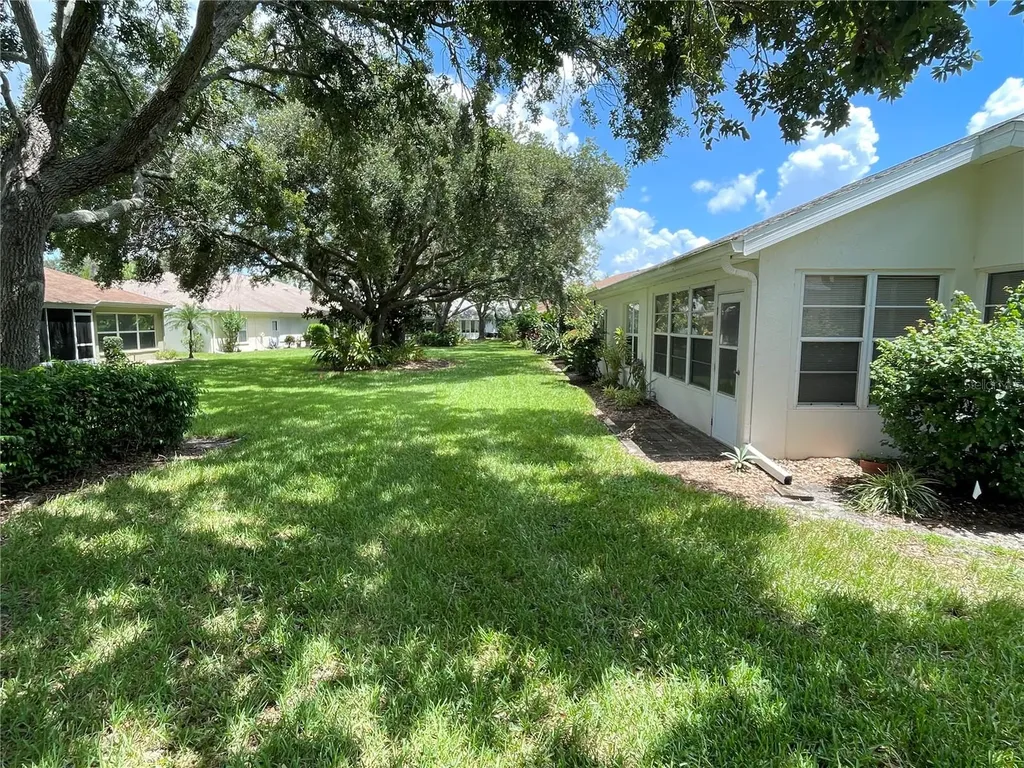 2222 Mayfield Palms Lane Sun City Center FL 33573