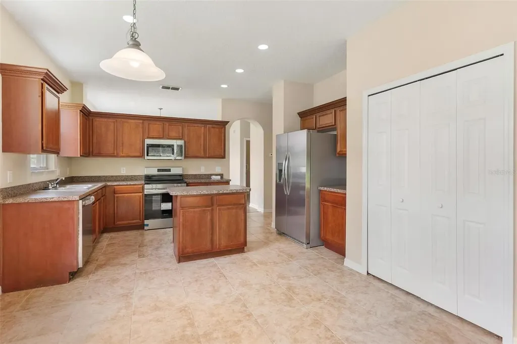 3360 Creek Run Lane Eustis FL 32736