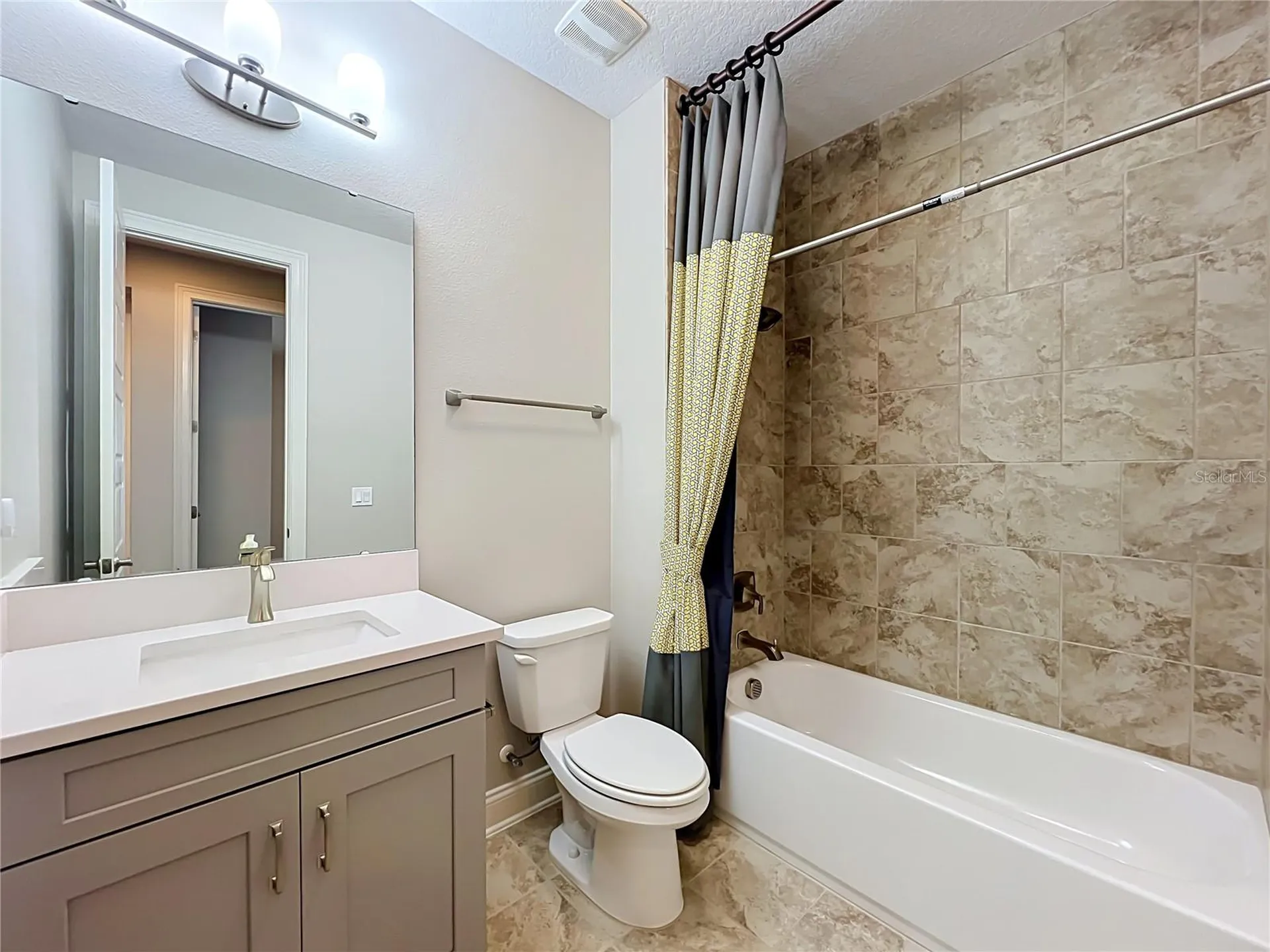 9646 Reymont Street Orlando FL 32827