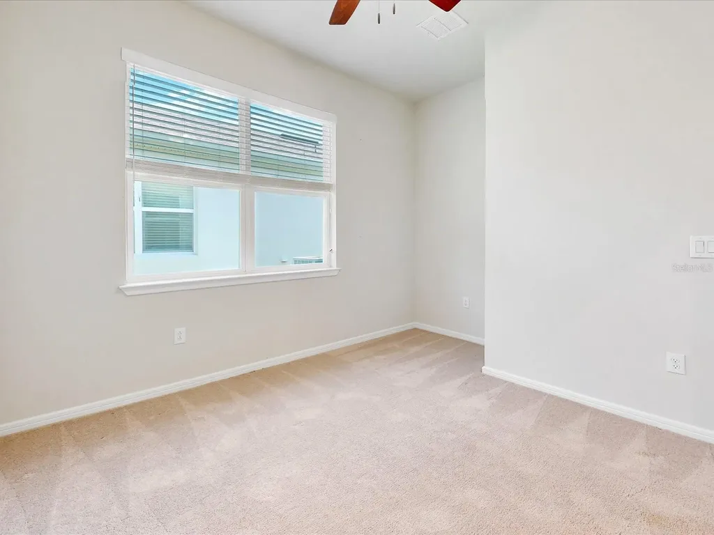 2542 Cliff Way St Cloud FL 34771