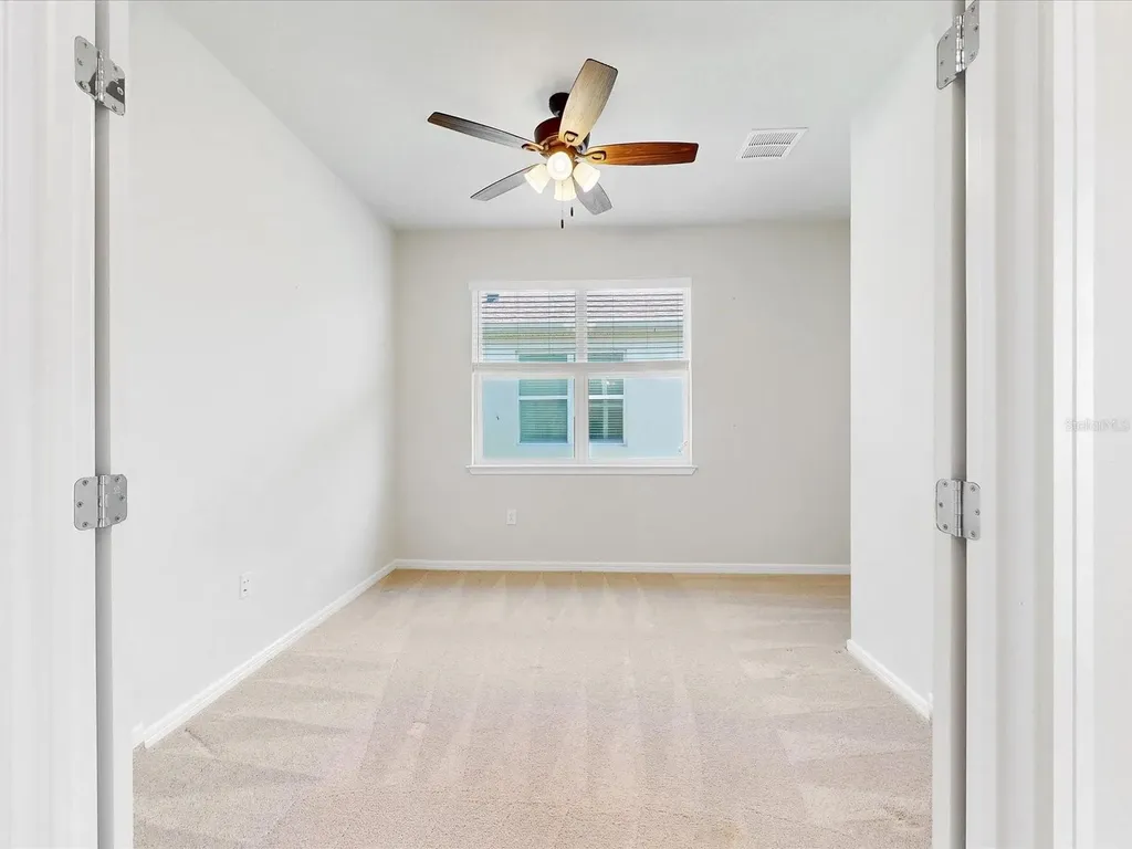 2542 Cliff Way St Cloud FL 34771