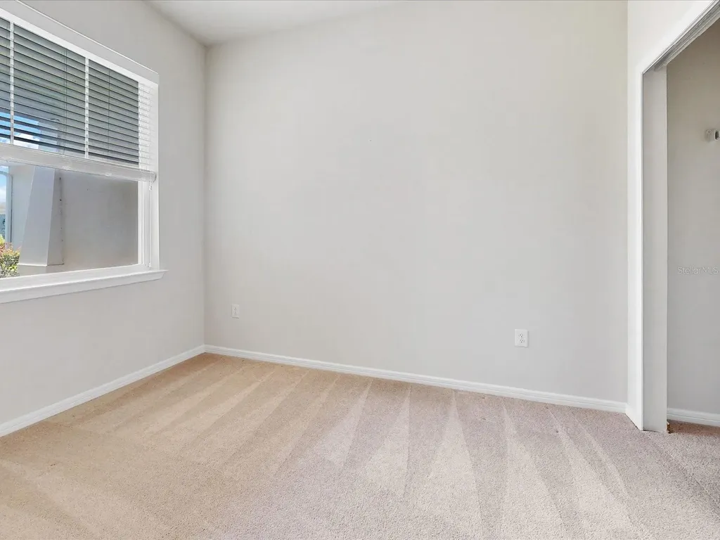 2542 Cliff Way St Cloud FL 34771