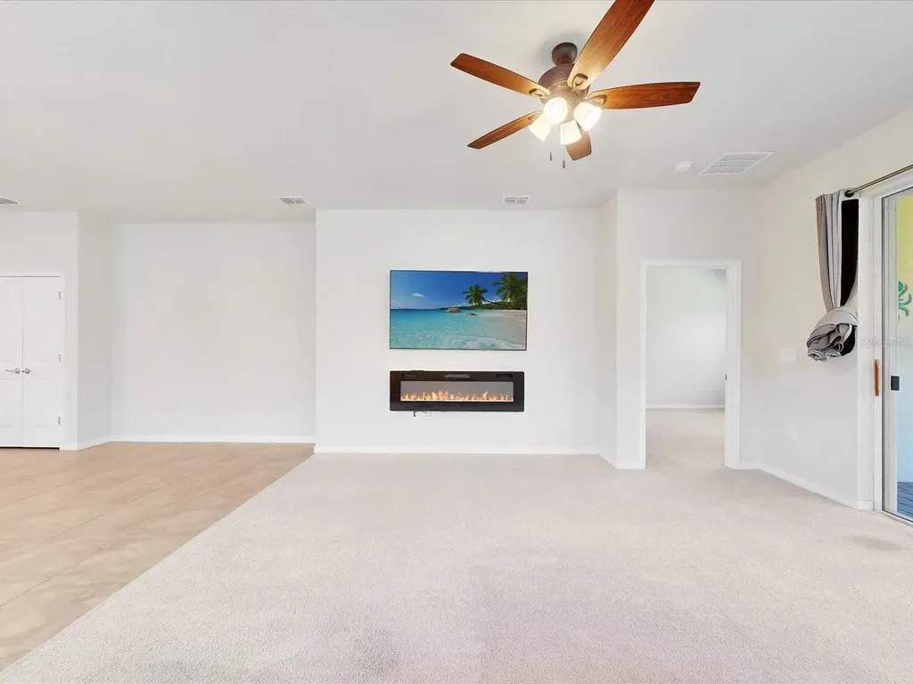 2542 Cliff Way St Cloud FL 34771