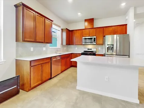 2542 Cliff Way St Cloud FL 34771