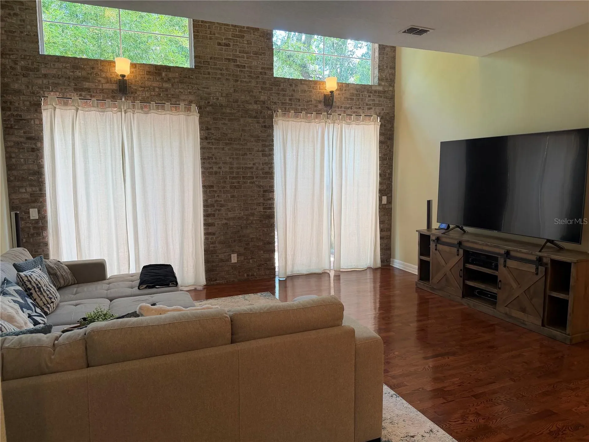 1009 Elmwood Street Orlando FL 32801
