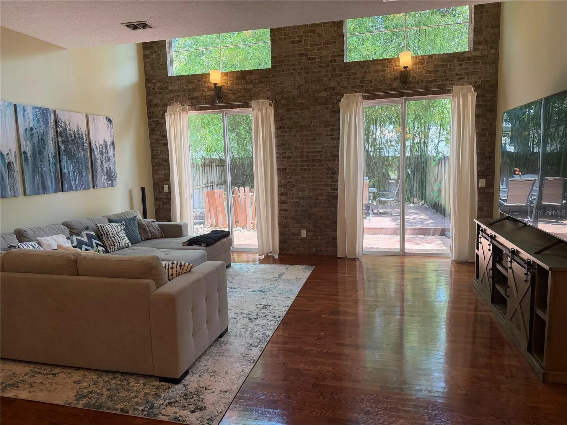 1009 Elmwood Street Orlando FL 32801