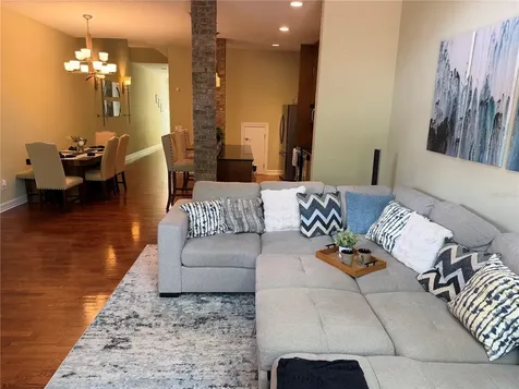 1009 Elmwood Street Orlando FL 32801
